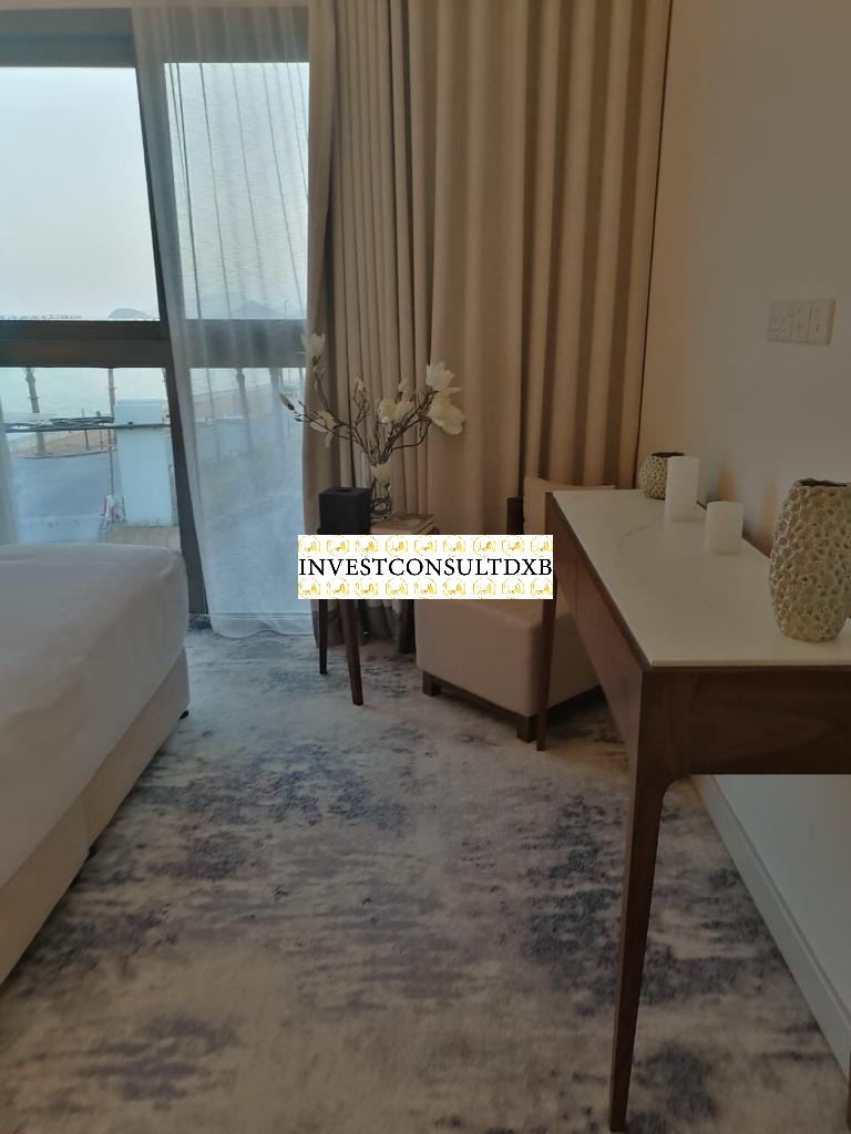 Beachfront Living | Luxury Apartment | Exclusive Facilities