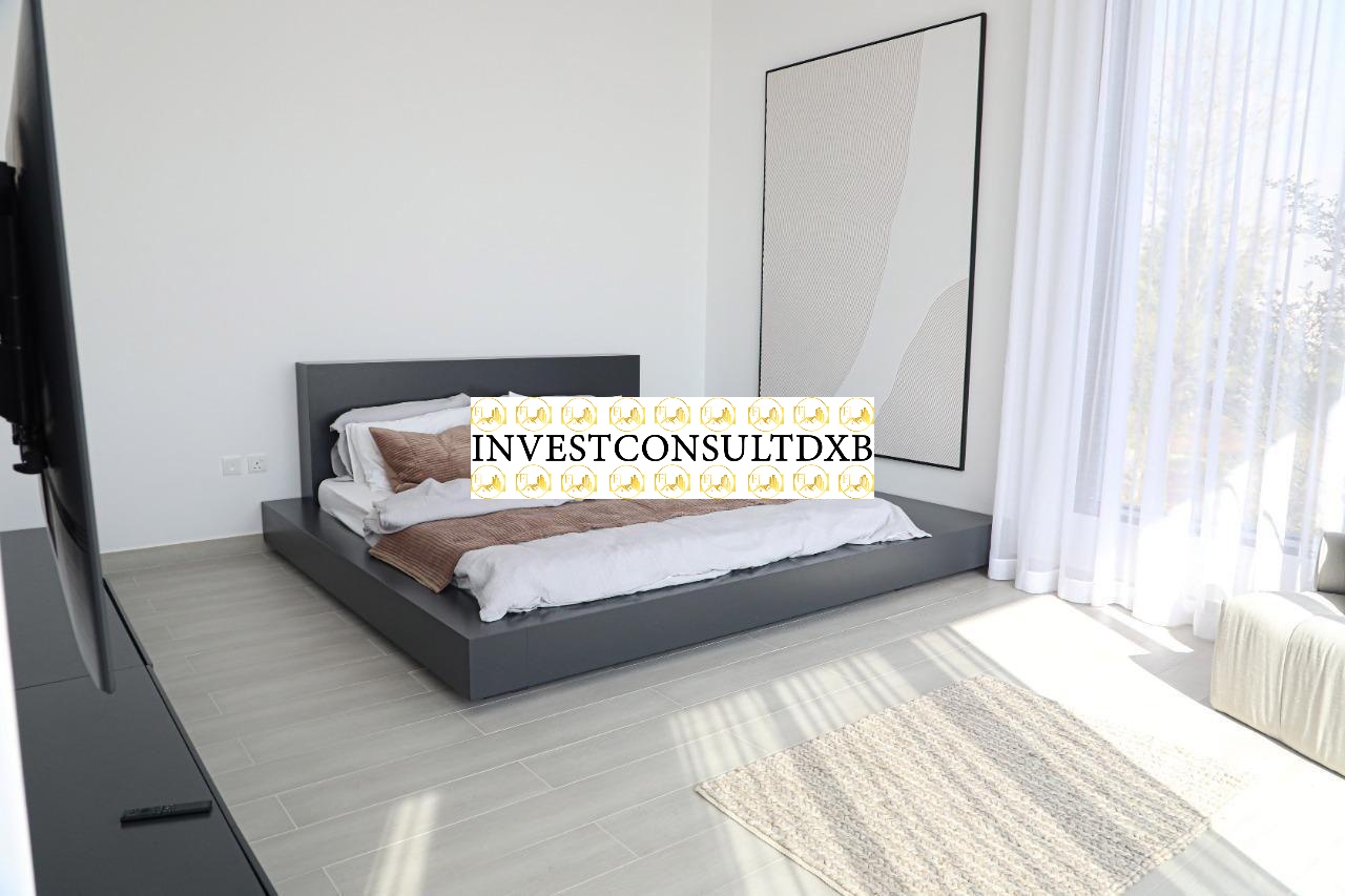 Luxury Community | Spacious Modern Home | No commission | Resale