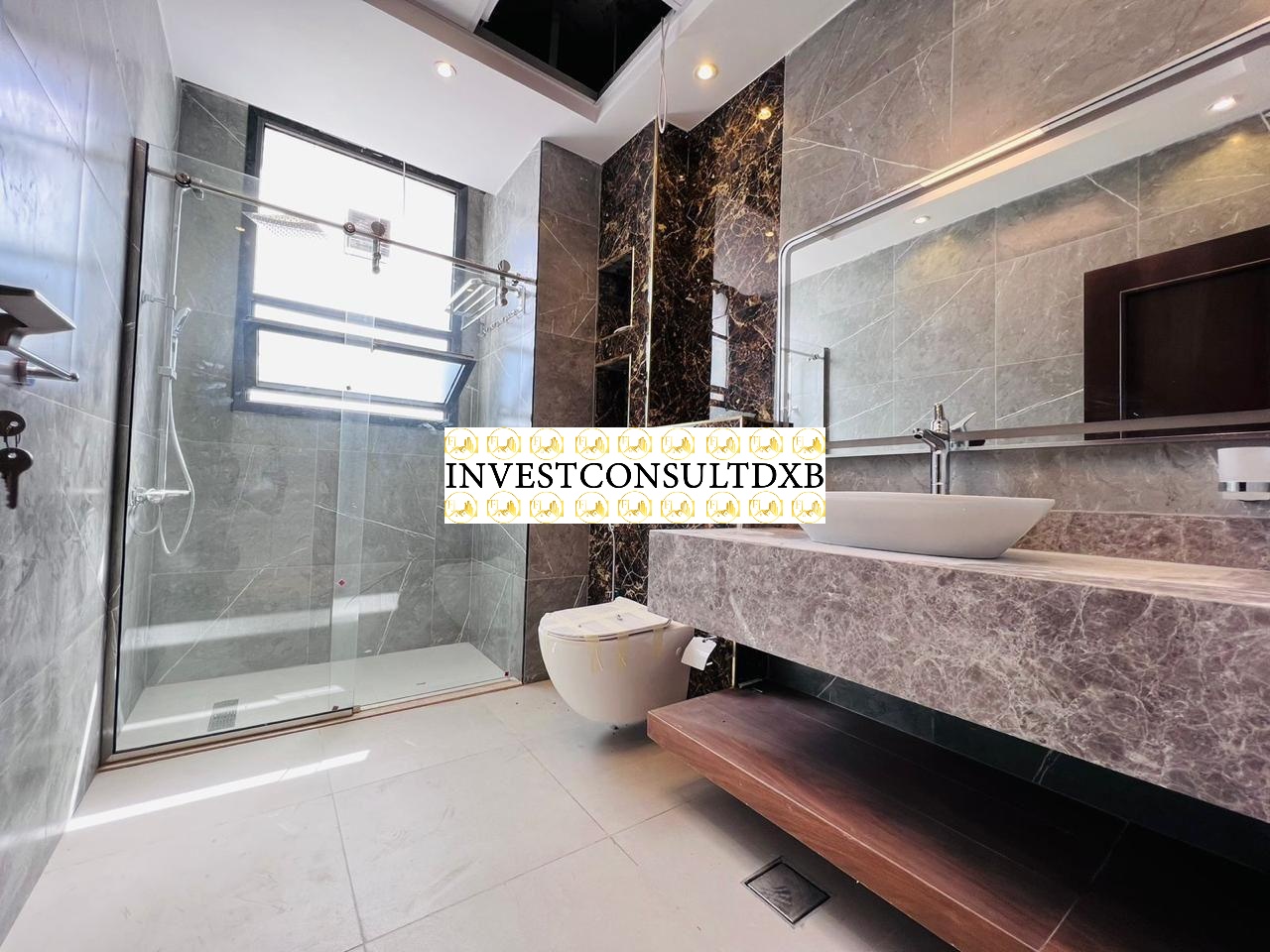 Strategic Location | Modern Luxury Villa | Resale