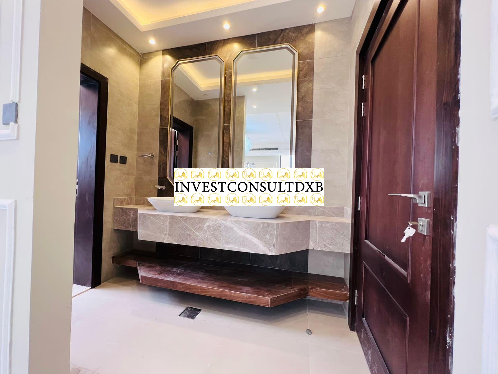 Strategic Location | Modern Luxury Villa | Resale