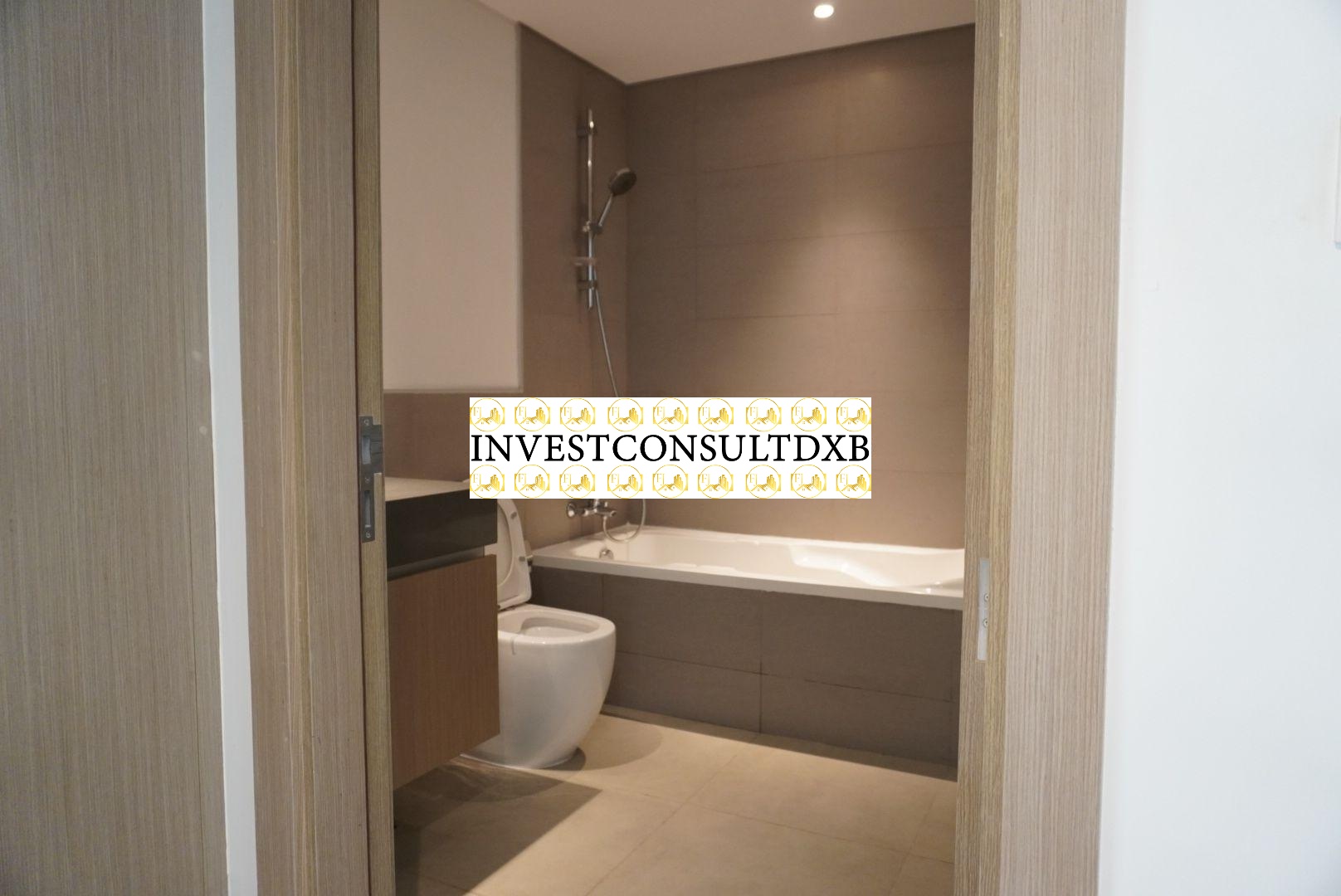 Luxury 1BR with Balcony  |  Sea View Unit  |  Resale